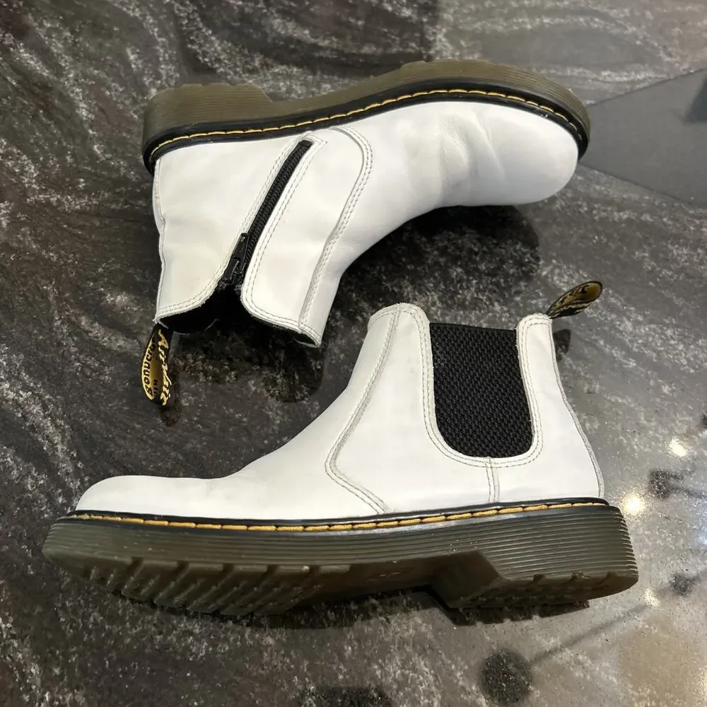 Dr. Doc Martens Chelsea Boots Kids Size 3 White 2976 Quad Platform